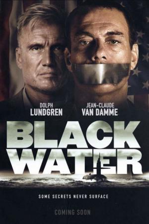 Black Water: Perigo no Oceano (2018)