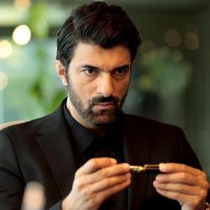 Berço de Ouro (2025)