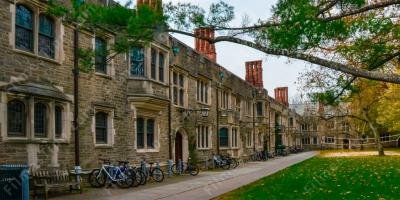 filmes sobre liga da Ivy League